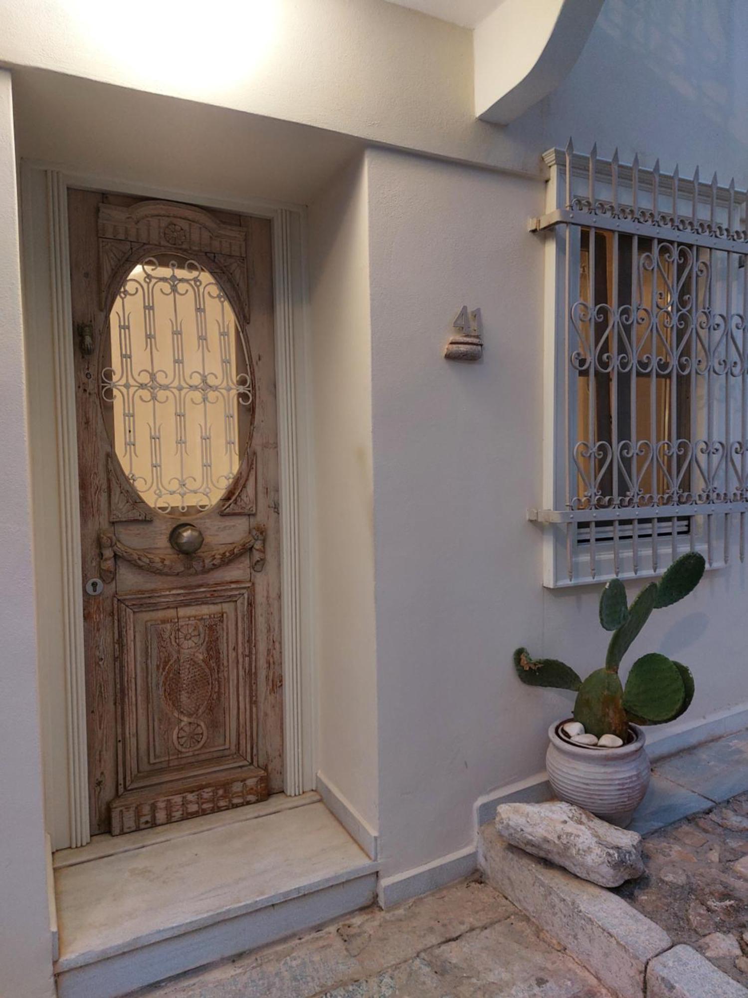 41 Homer Street * ארמופוליס